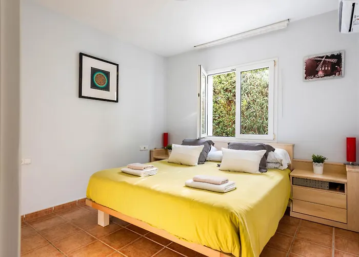 Terrazas - * Es Canutells