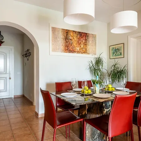 Terrazas - * Es Canutells